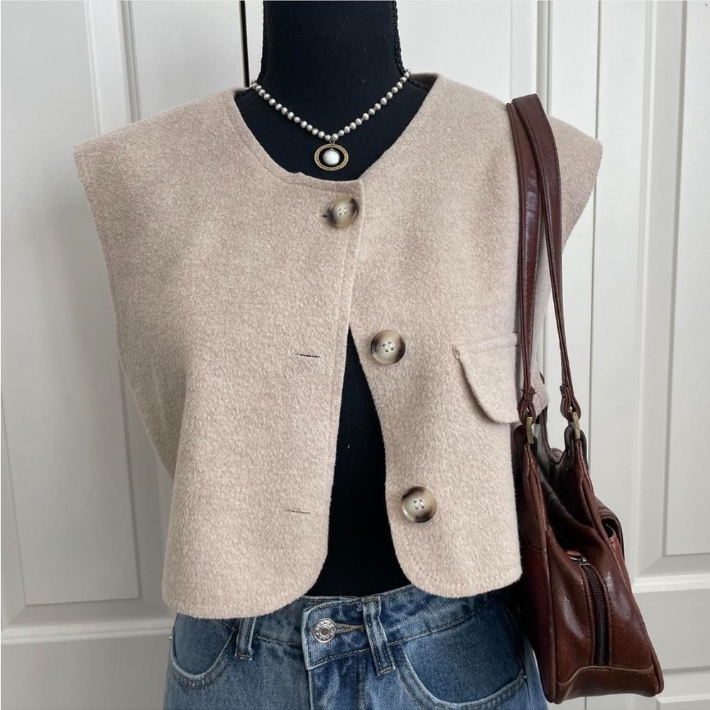 Vintage Sherpa Crop Fleece Vest